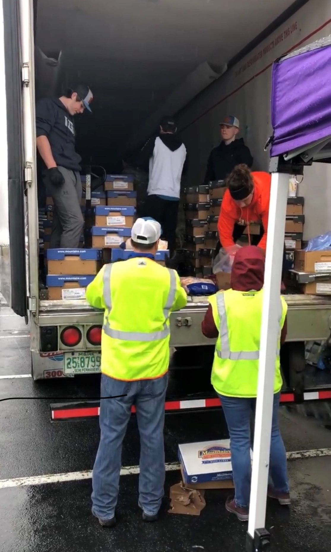 Hocker's and Mountaire sell big bags of chicken